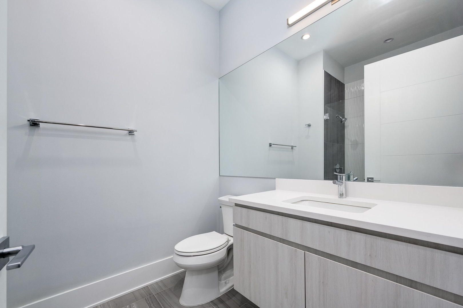 812 W Adams Street 212 Property Photo 11