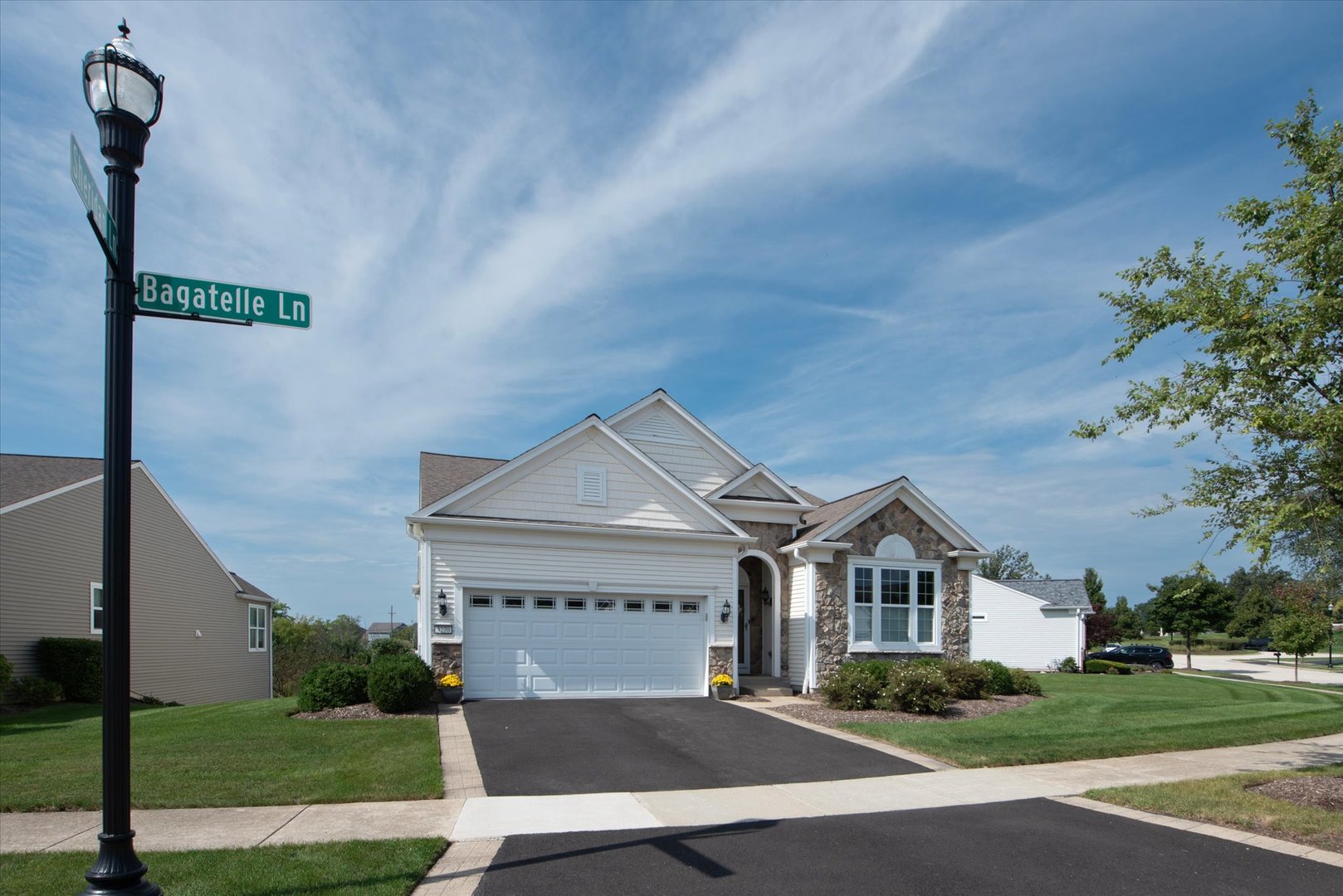 3270 Bagatelle Lane Property Photo 2