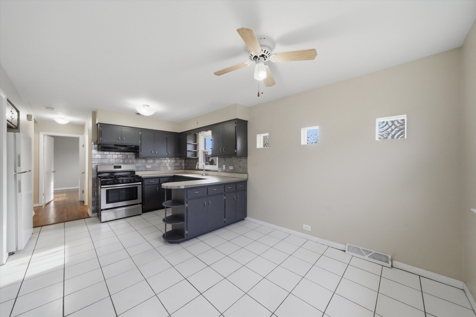 3798 W 76th Place Property Photo 8