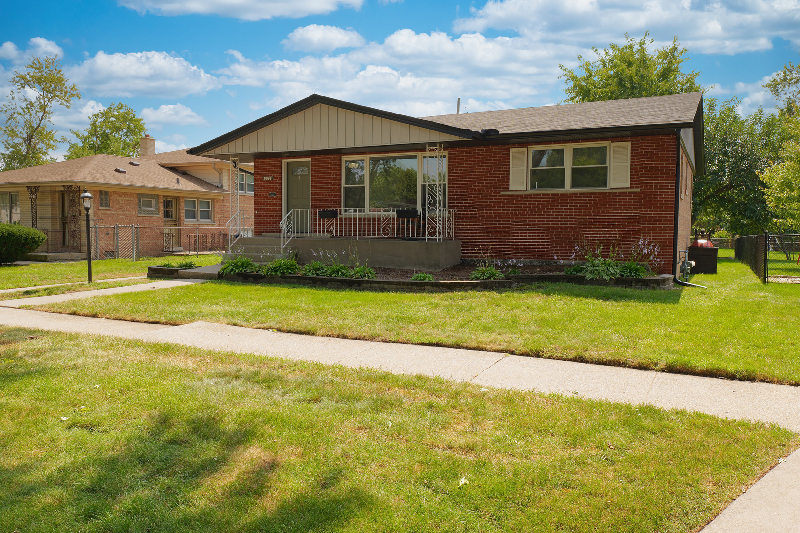 9944 Cook Avenue Property Photo 1