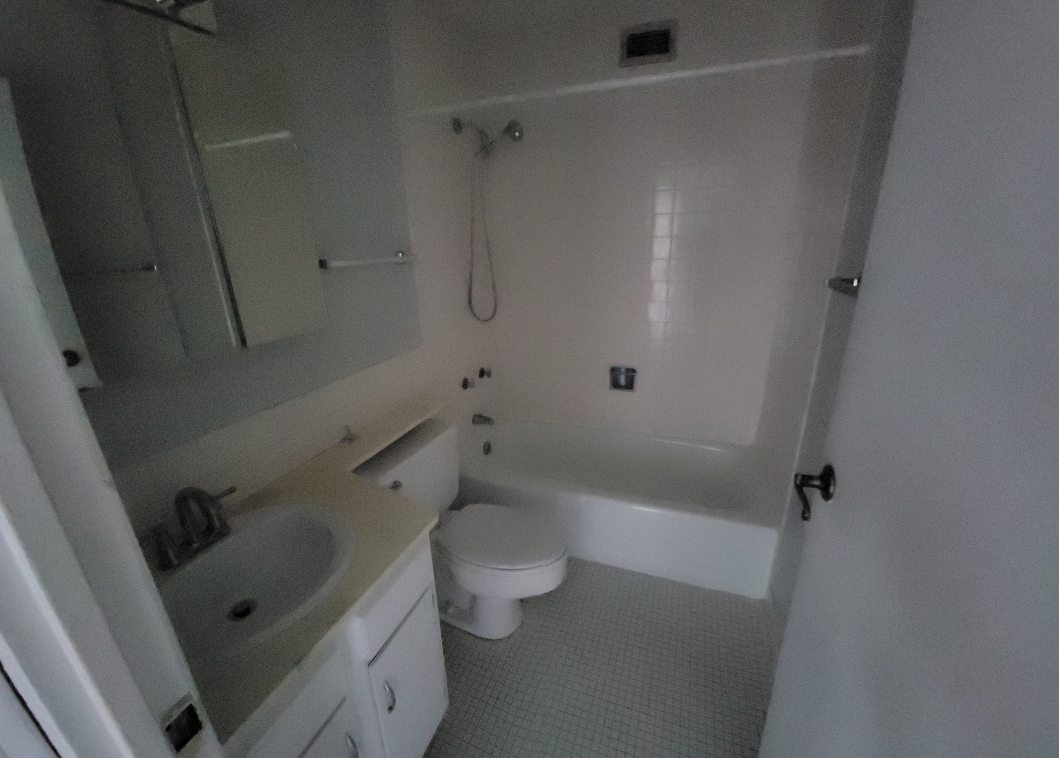 6171 N Sheridan Road 2805 Property Photo 9