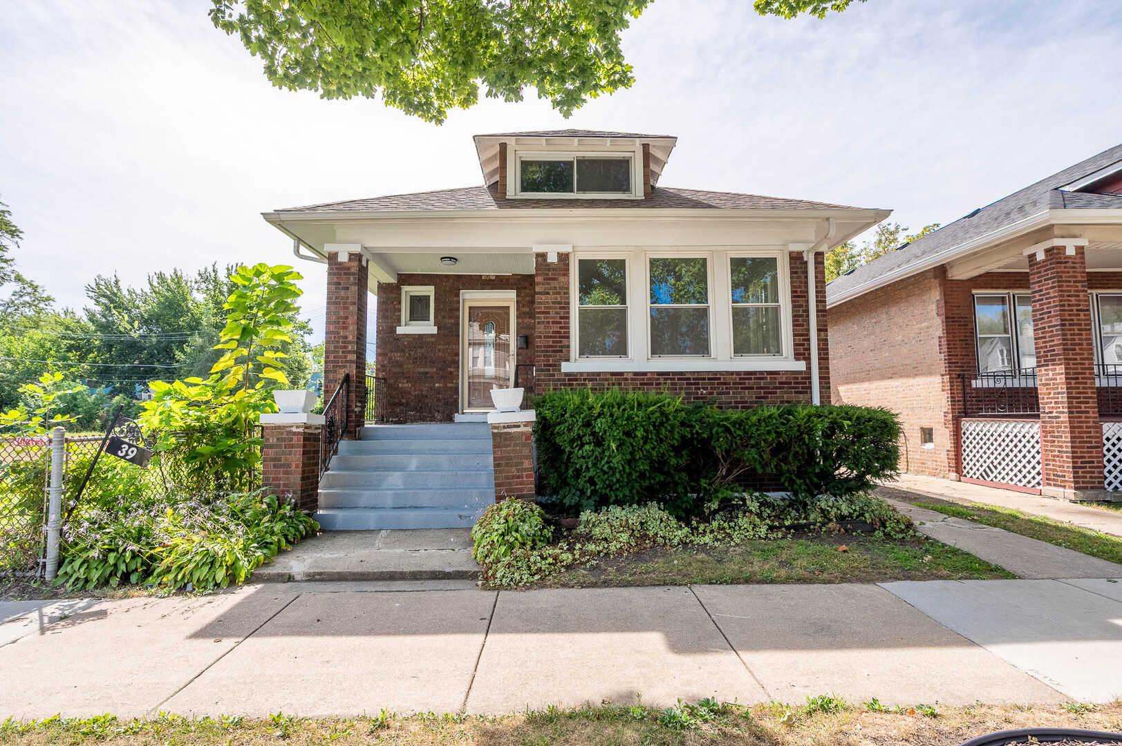39 W 113th Place Property Photo 1
