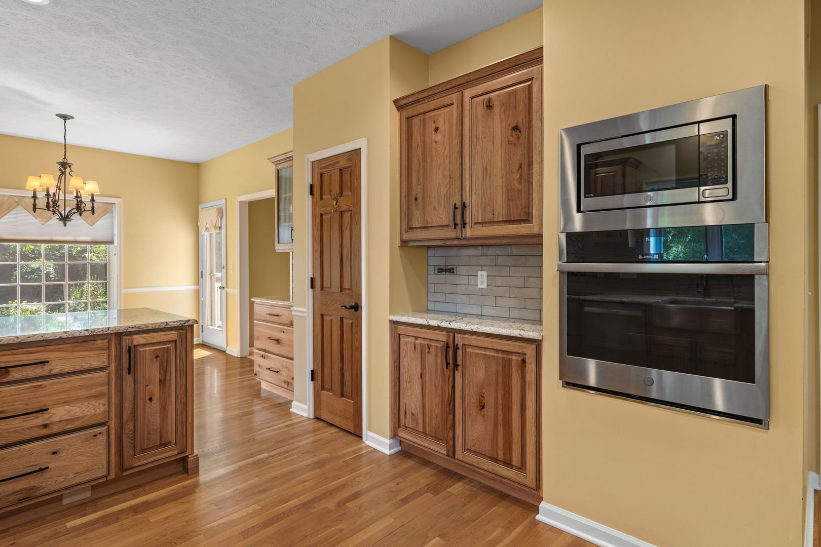 1385 Old Freeport Place Property Photo 8