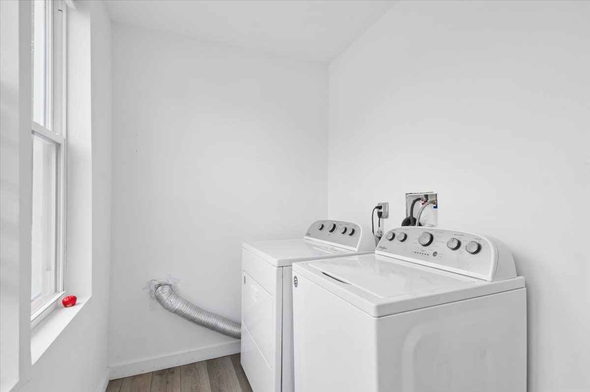 2909 N Ridgeway Avenue 2 Property Photo 13