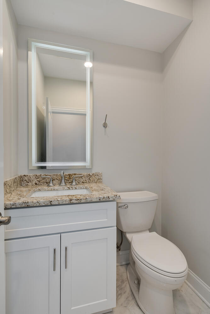 1919 N Drake Avenue B Property Photo 8