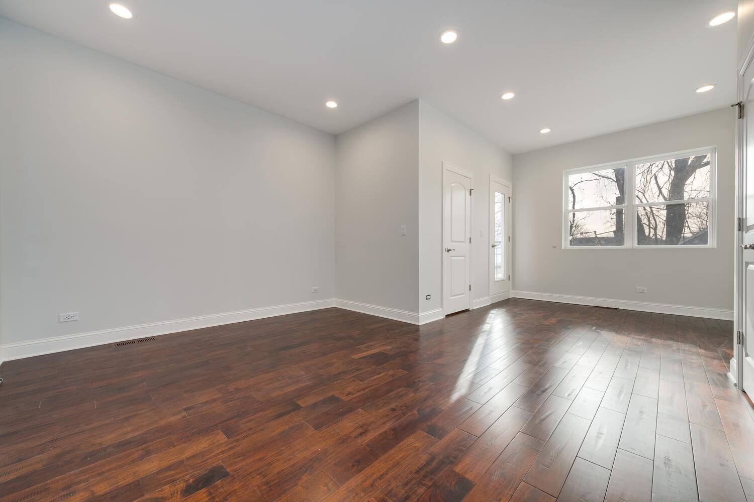 1919 N Drake Avenue B Property Photo 14