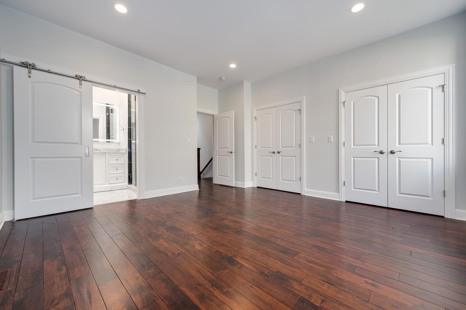 1919 N Drake Avenue B Property Photo 22