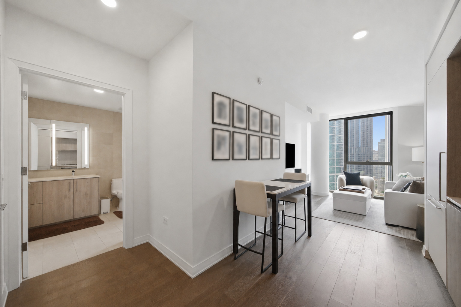 211 N Harbor Drive 3605 Property Photo 5