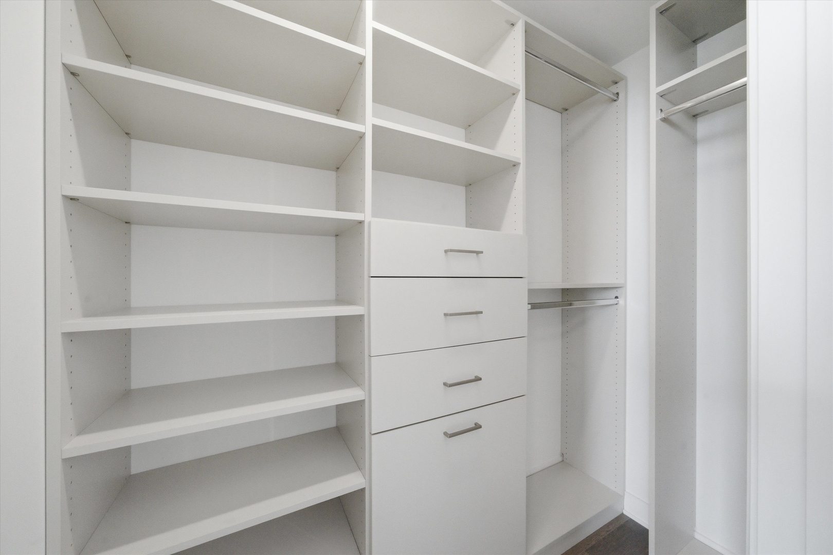 211 N Harbor Drive 3605 Property Photo 18