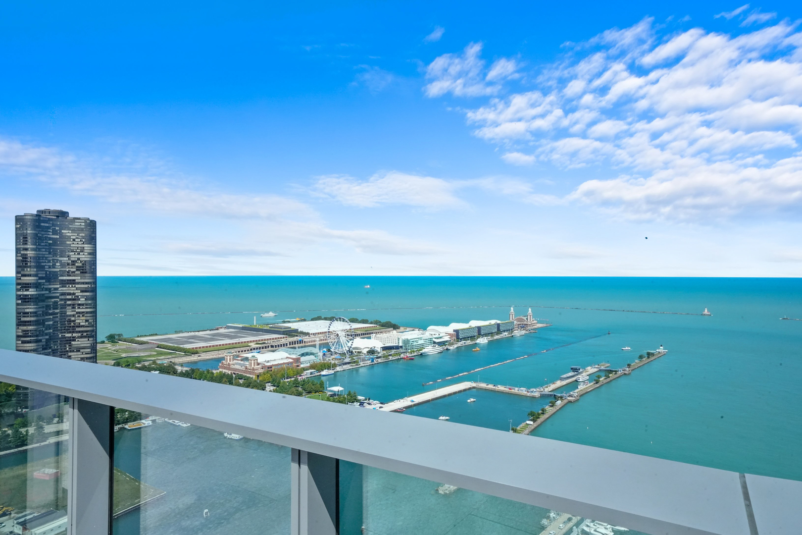 211 N Harbor Drive 3605 Property Photo 23