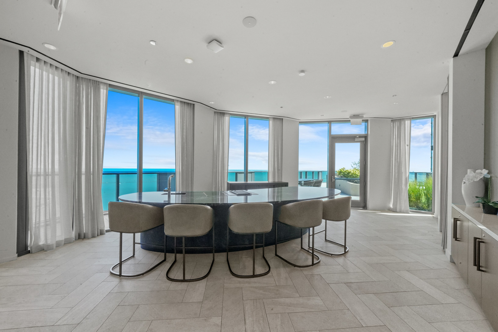 211 N Harbor Drive 3605 Property Photo 42