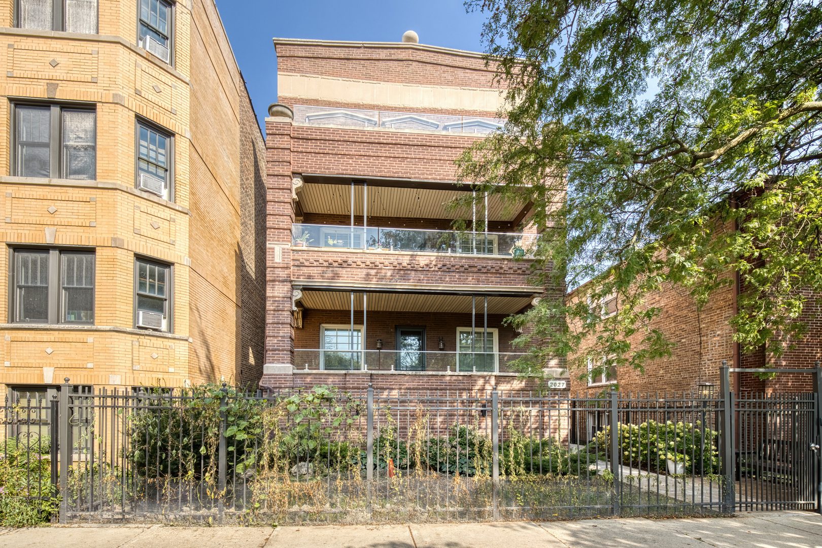 2027 N Humboldt Boulevard GE Property Photo 1