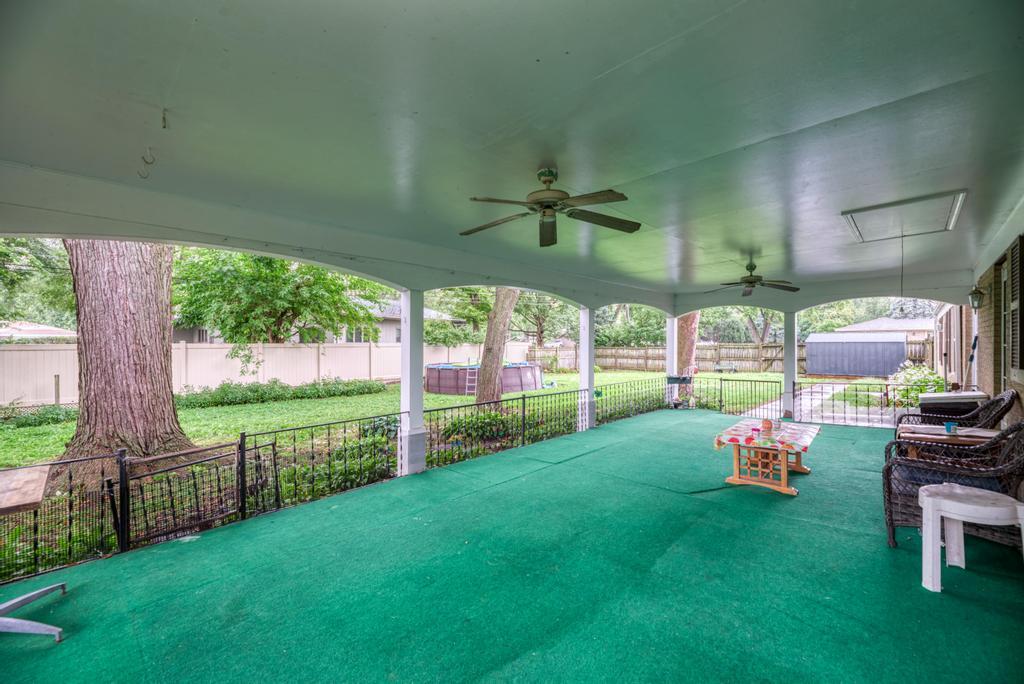 517 N Larkin Avenue Property Photo 30