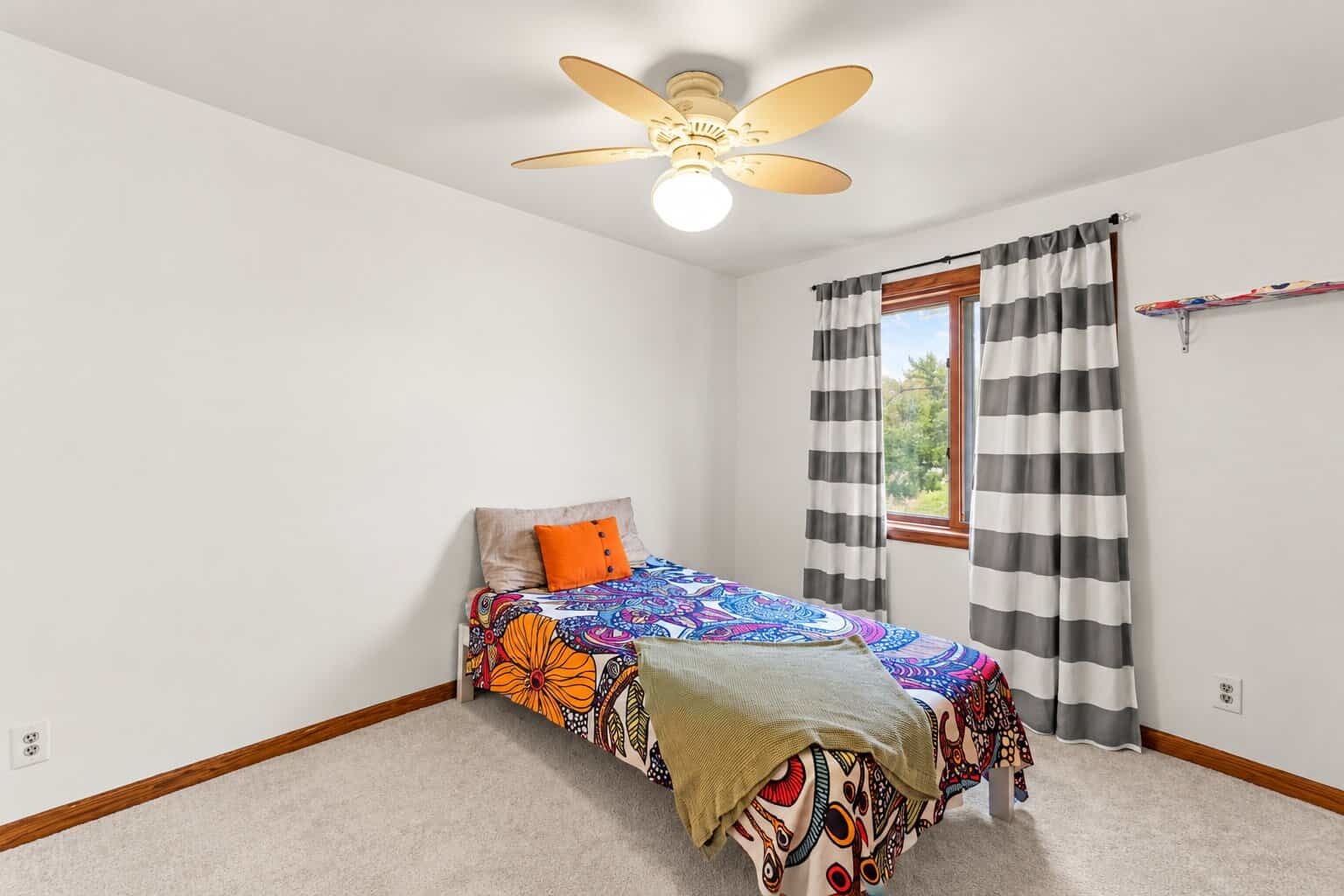 6 Lee Court Property Photo 14