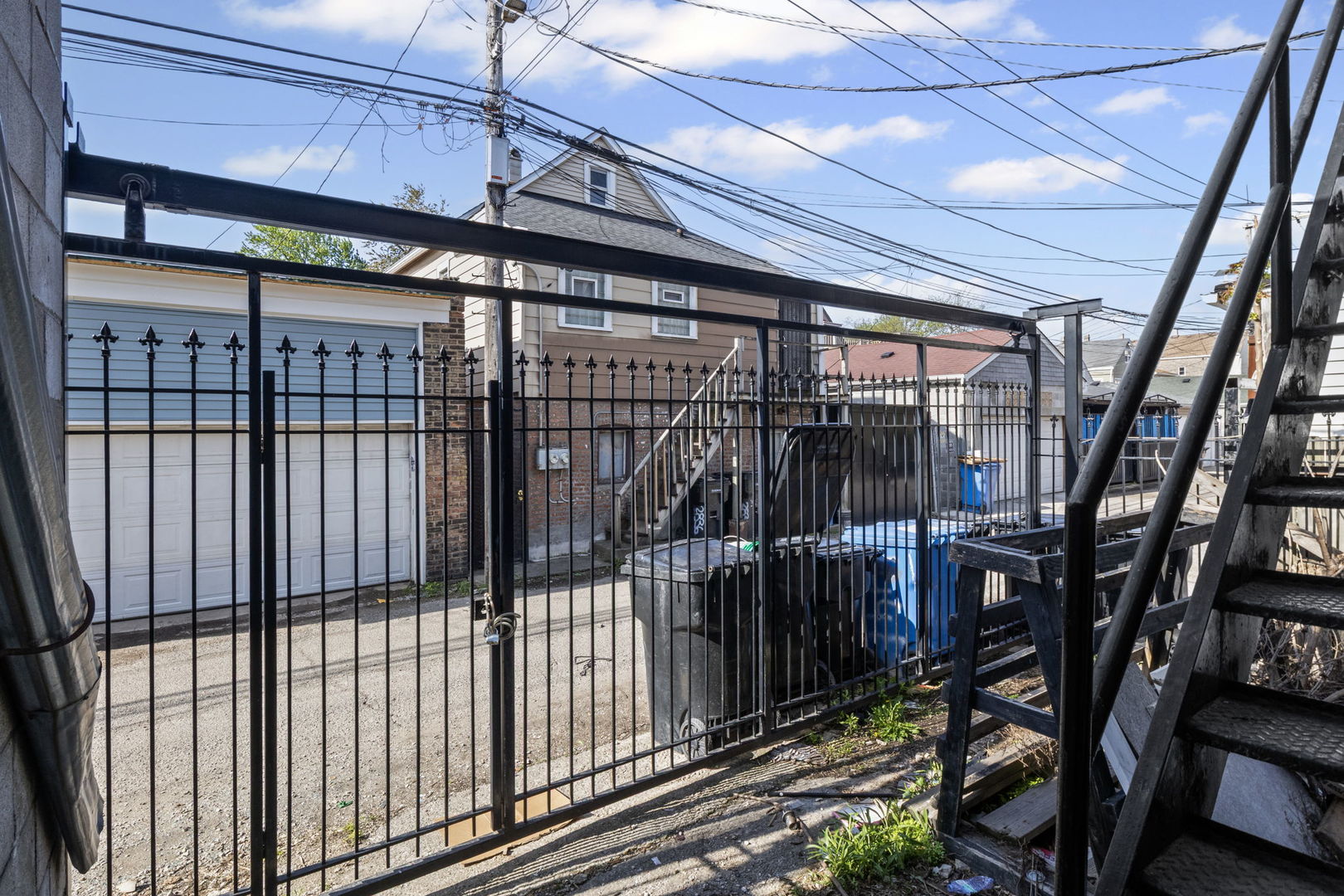 2833 W Cermak Road Property Photo 20