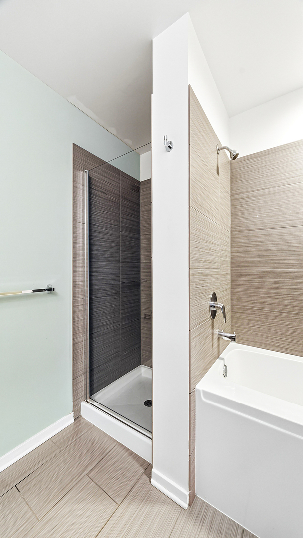 659 W Randolph Street 1016 Property Photo 17
