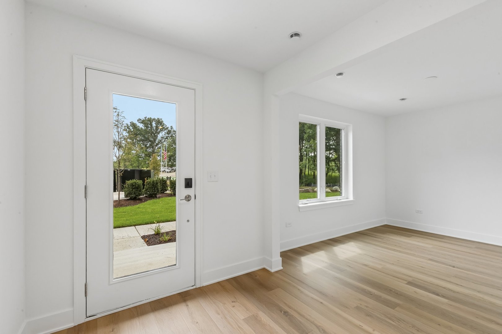 2118 Iron Ridge Lane Property Photo 3