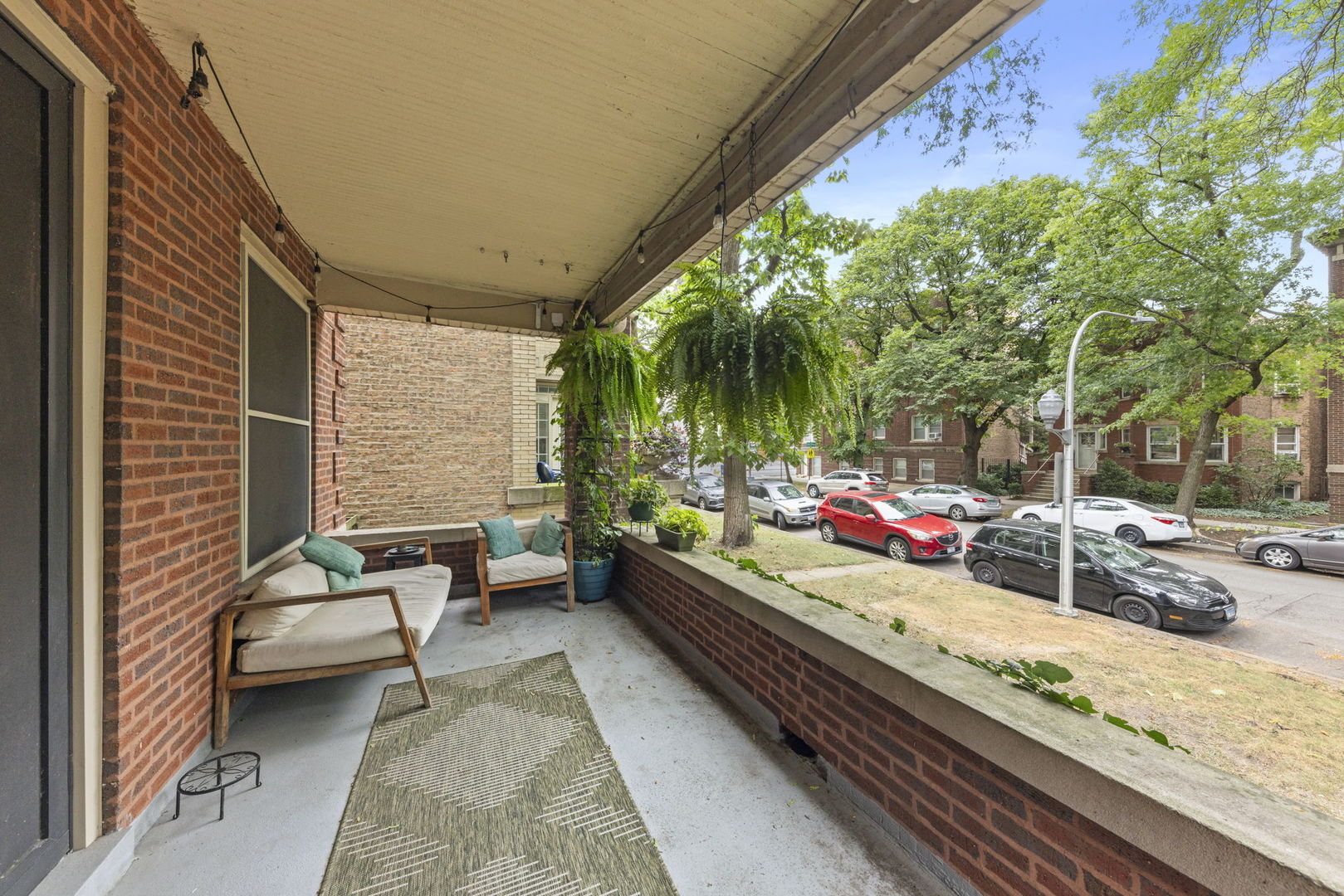 1347 W Granville Avenue Property Photo 3