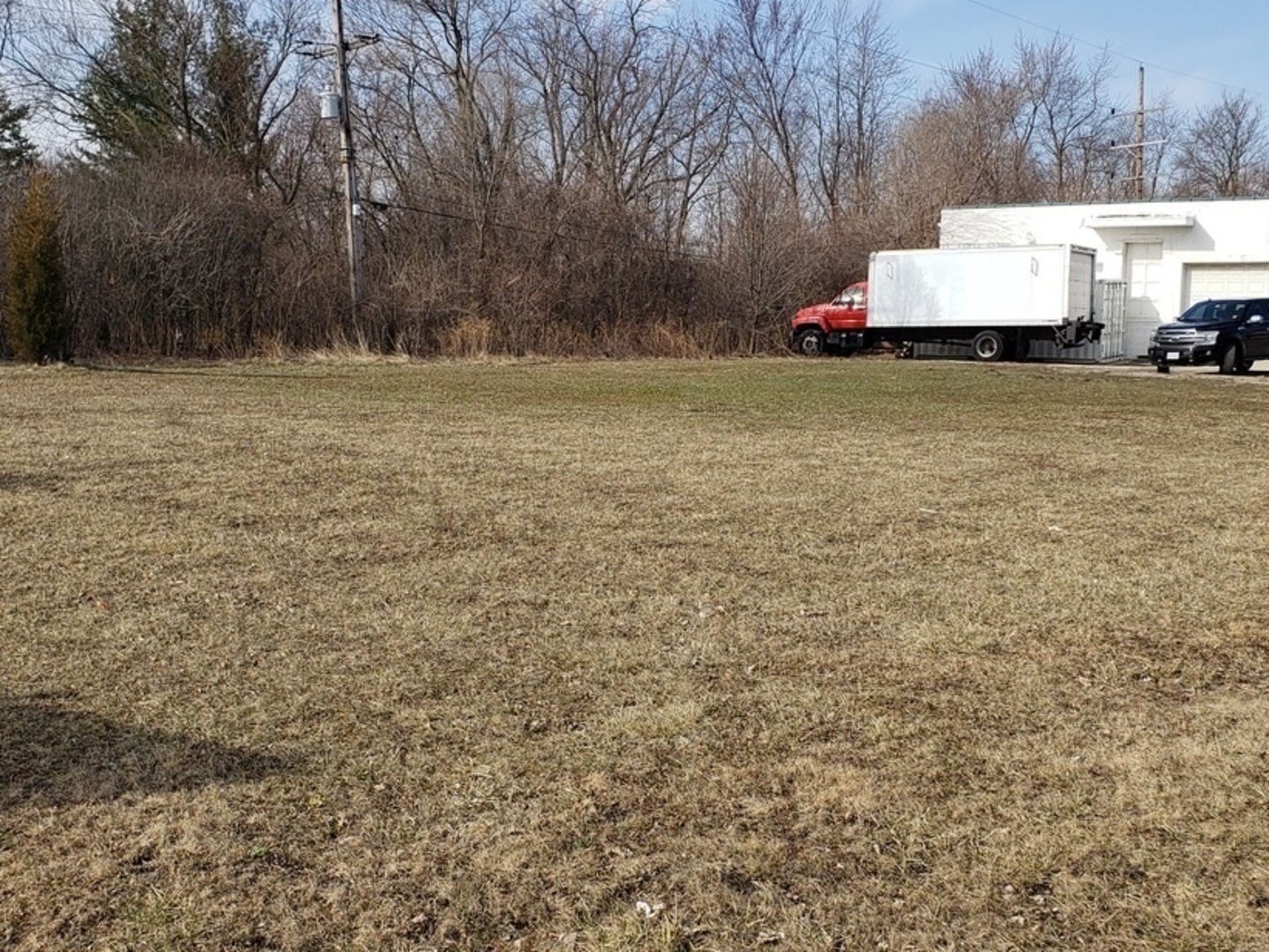 935 E Saint Charles Road Property Photo 3