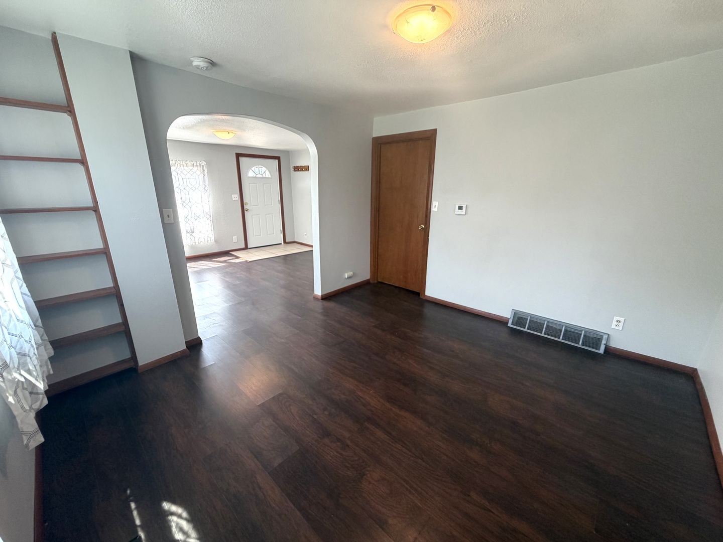 84 21st Avenue Property Photo 3