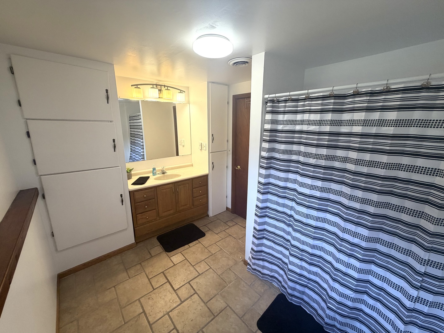 84 21st Avenue Property Photo 9