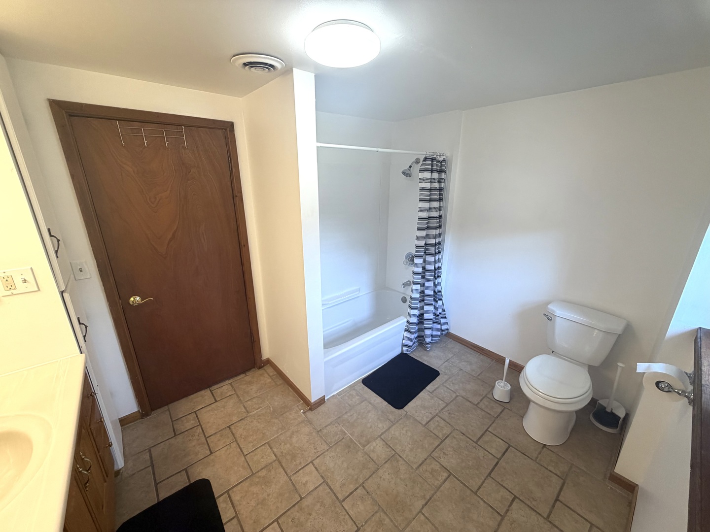 84 21st Avenue Property Photo 10