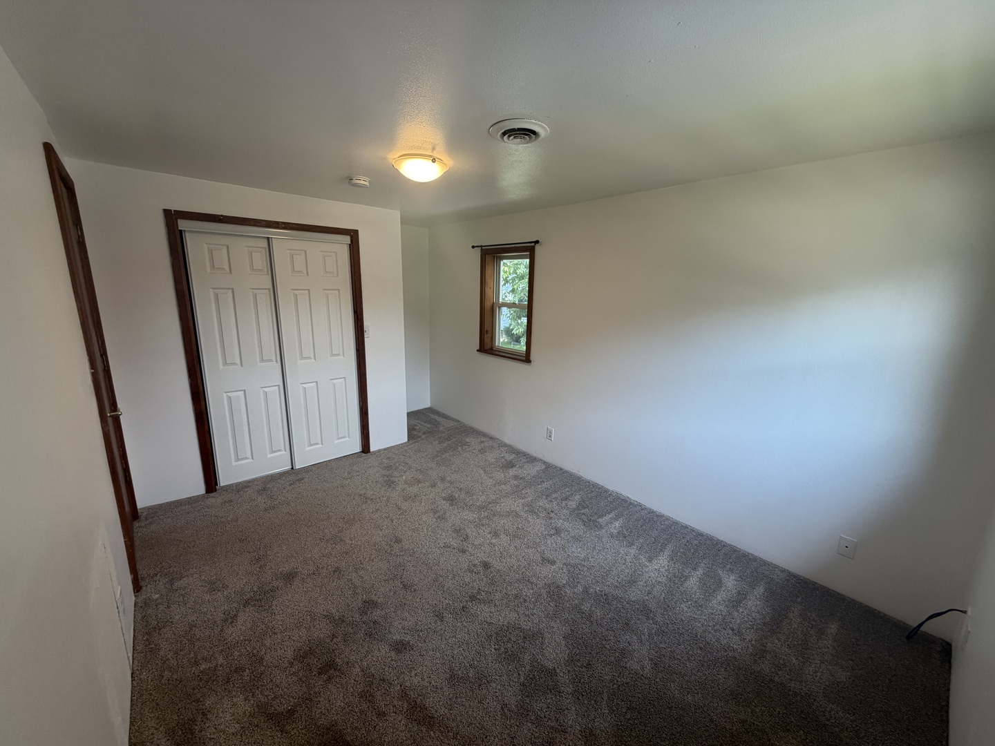 84 21st Avenue Property Photo 11