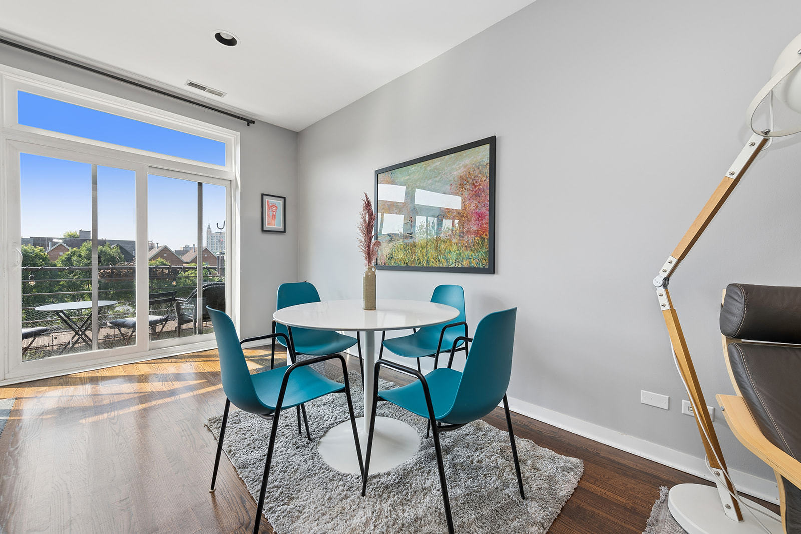 1830 N Winchester Avenue 311 Property Photo 13