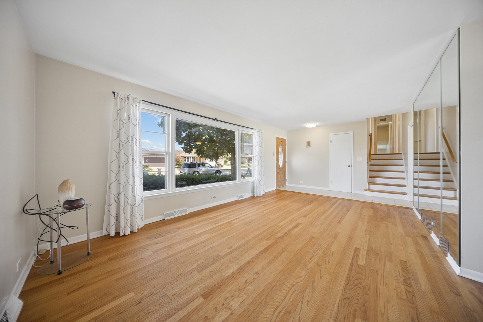 8157 N Root Court Property Photo 6