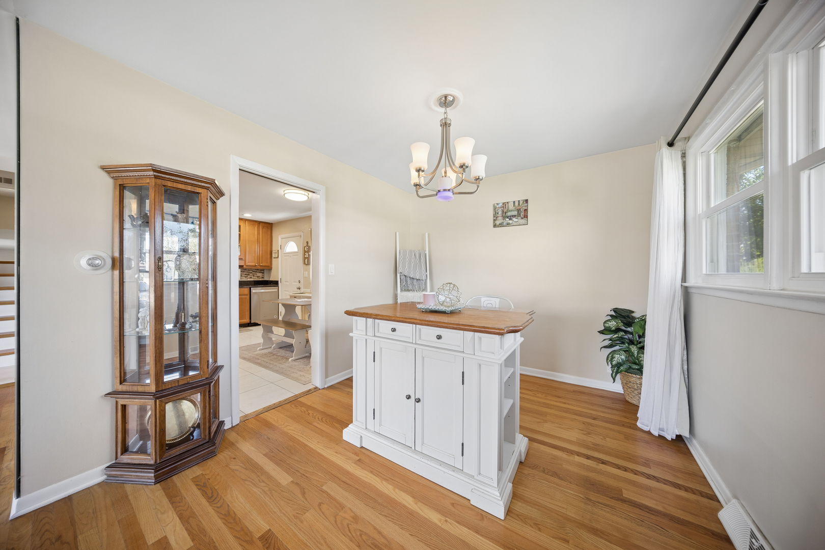8157 N Root Court Property Photo 7