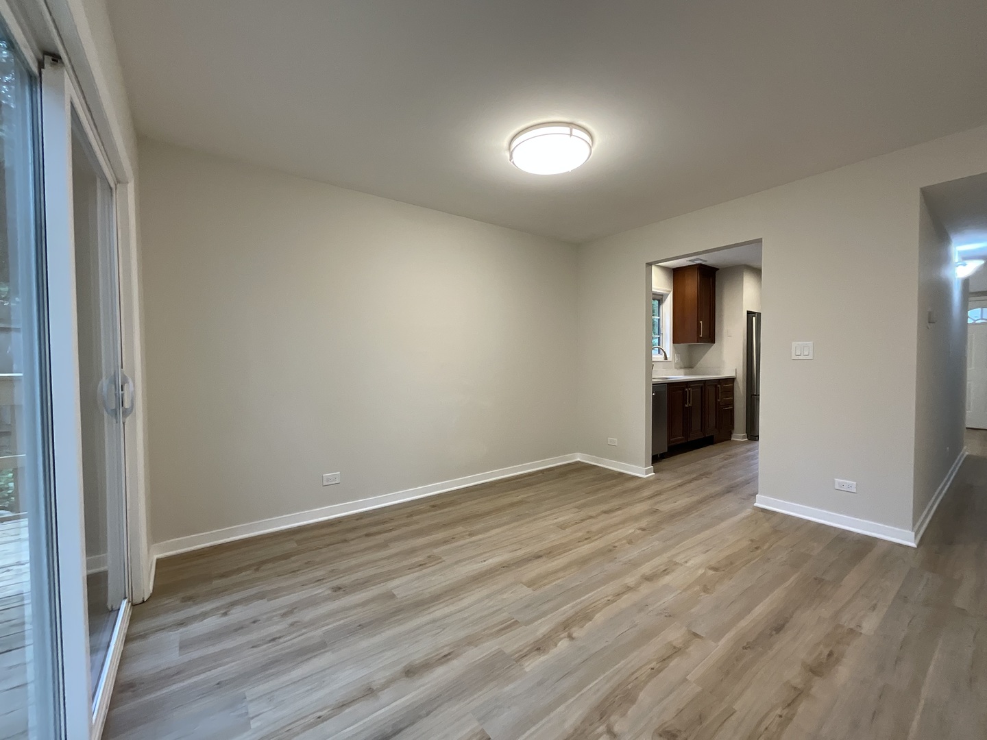 200 Glen Street Property Photo 14