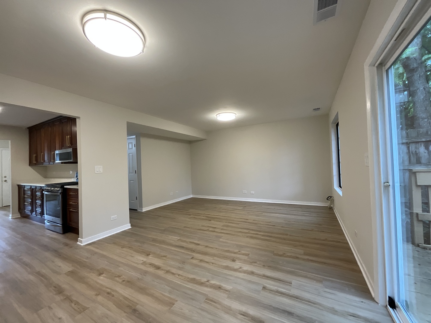 200 Glen Street Property Photo 17