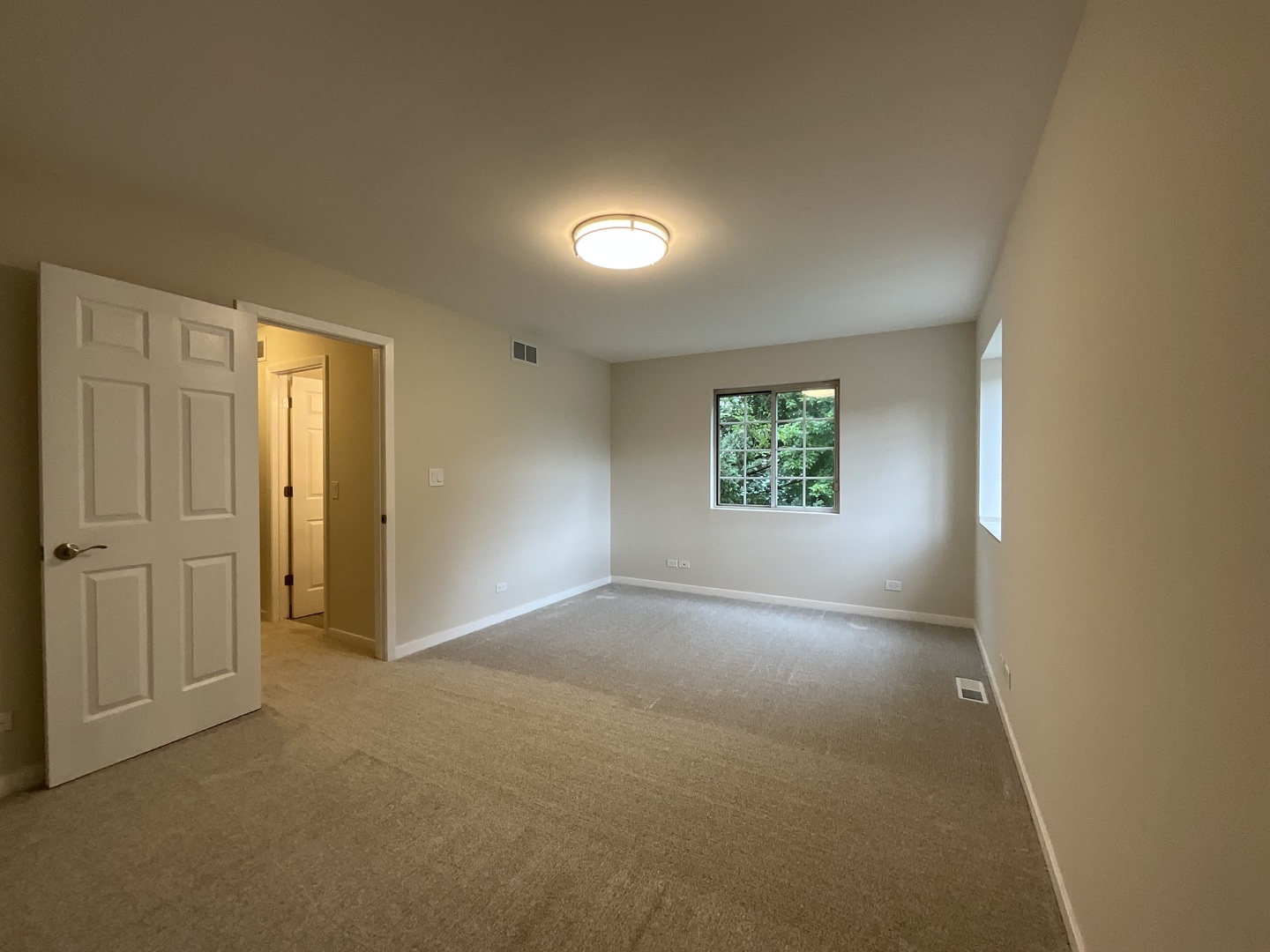 200 Glen Street Property Photo 20