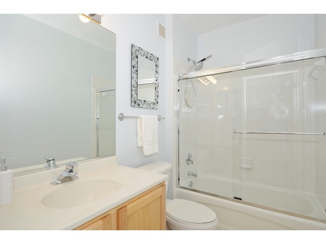 630 N State Street 2508 Property Photo 13