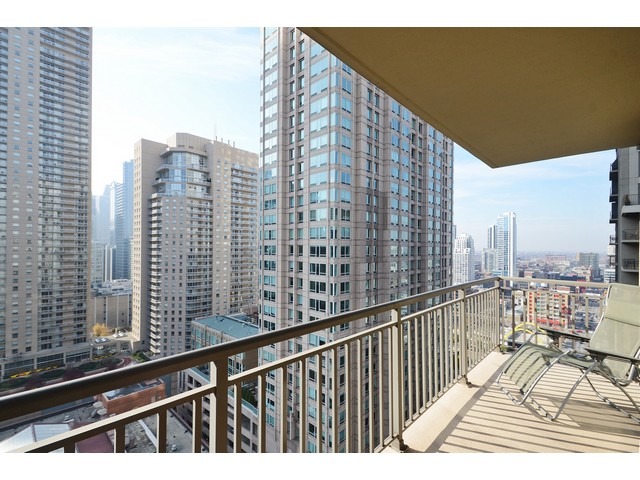 630 N State Street 2508 Property Photo 14