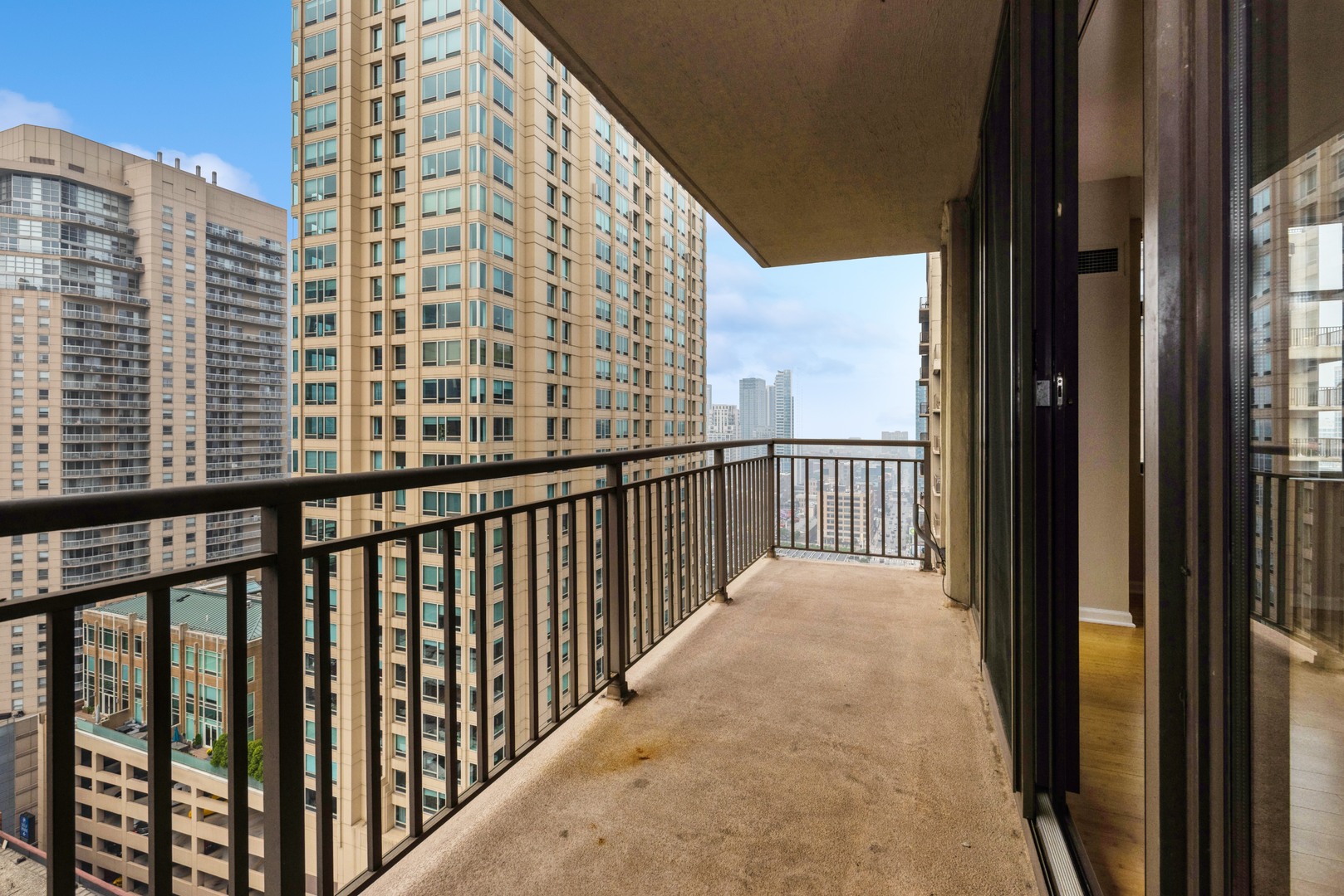630 N State Street 2508 Property Photo 17
