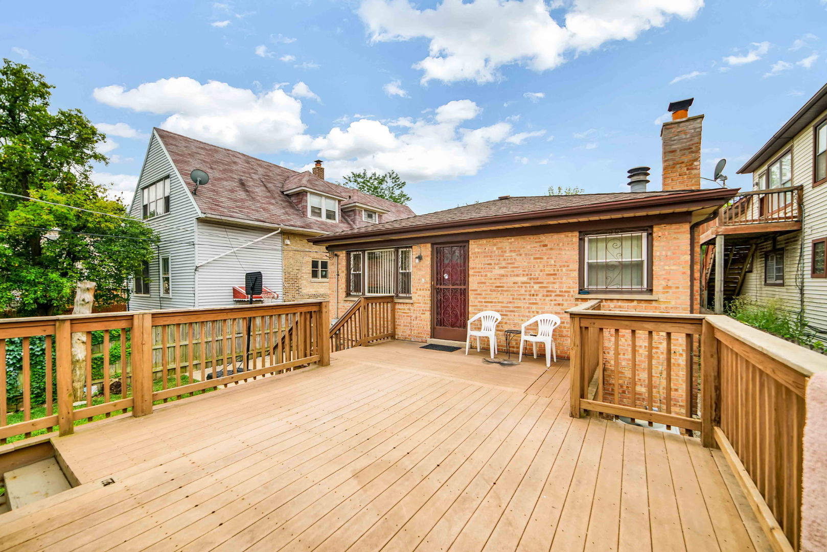 2725 N Oak Park Avenue Property Photo 19