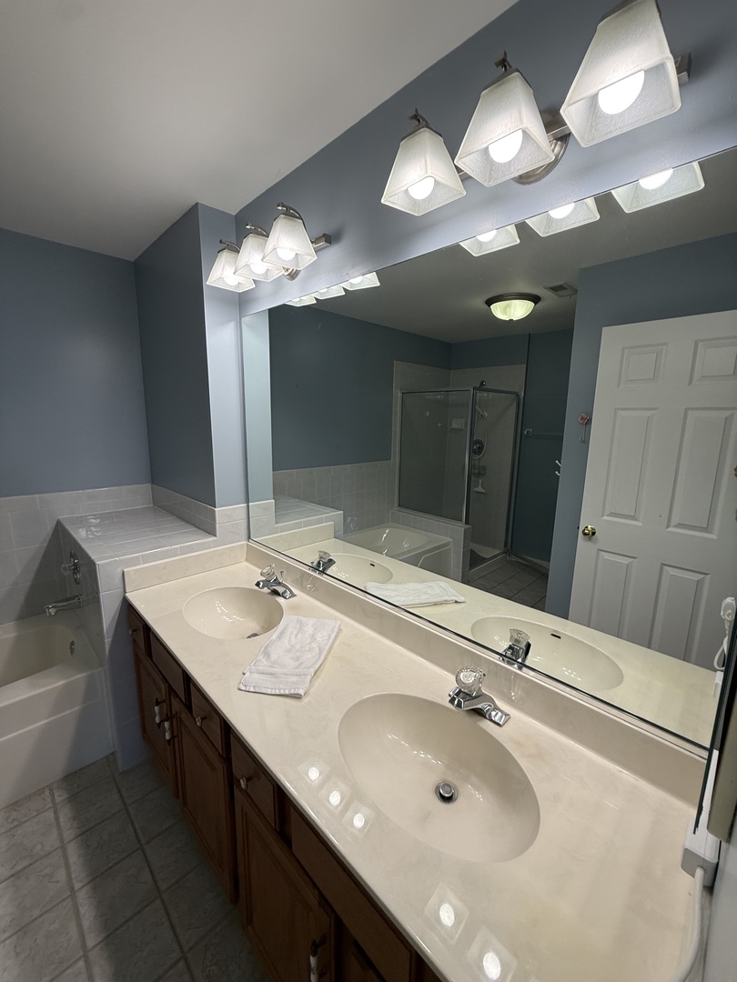 561 Marina Street Property Photo 8