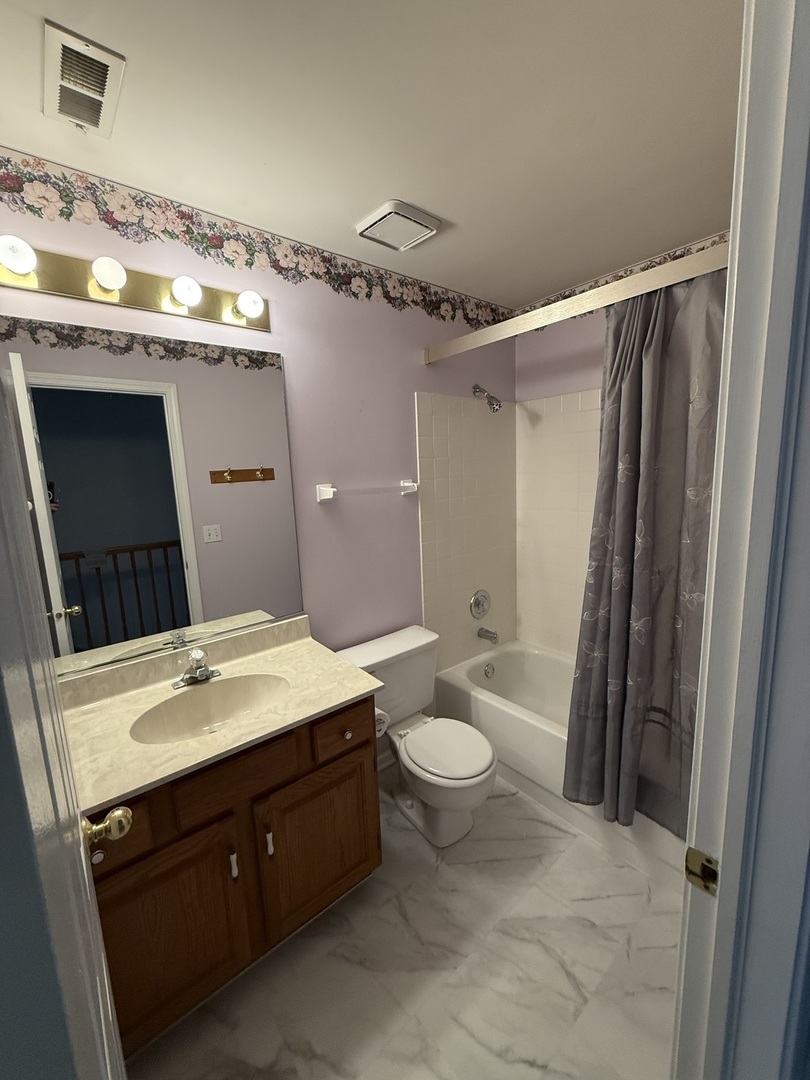 561 Marina Street Property Photo 12
