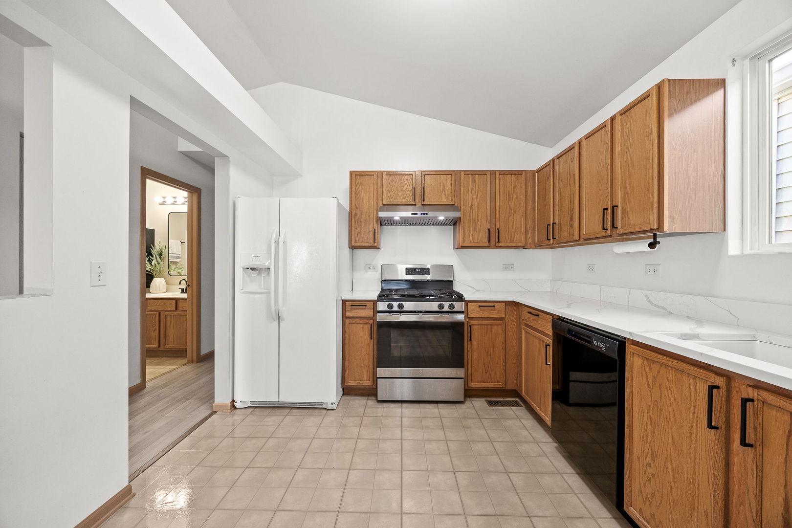 674 Four Seasons Boulevard Property Photo 7
