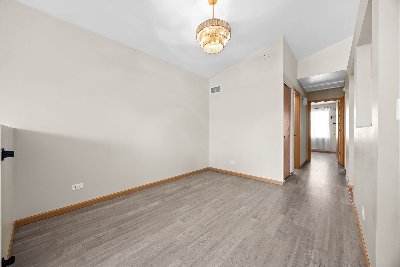 674 Four Seasons Boulevard Property Photo 8
