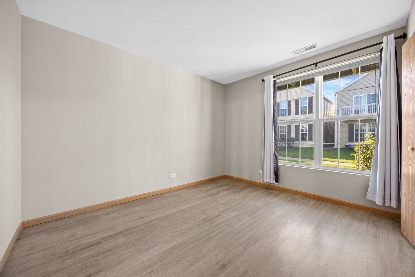 674 Four Seasons Boulevard Property Photo 14