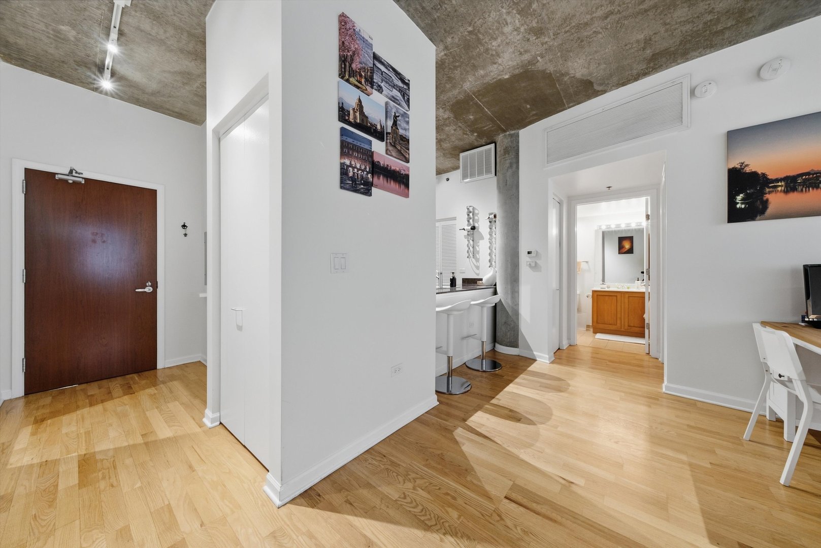 12748549 Property Photo 6