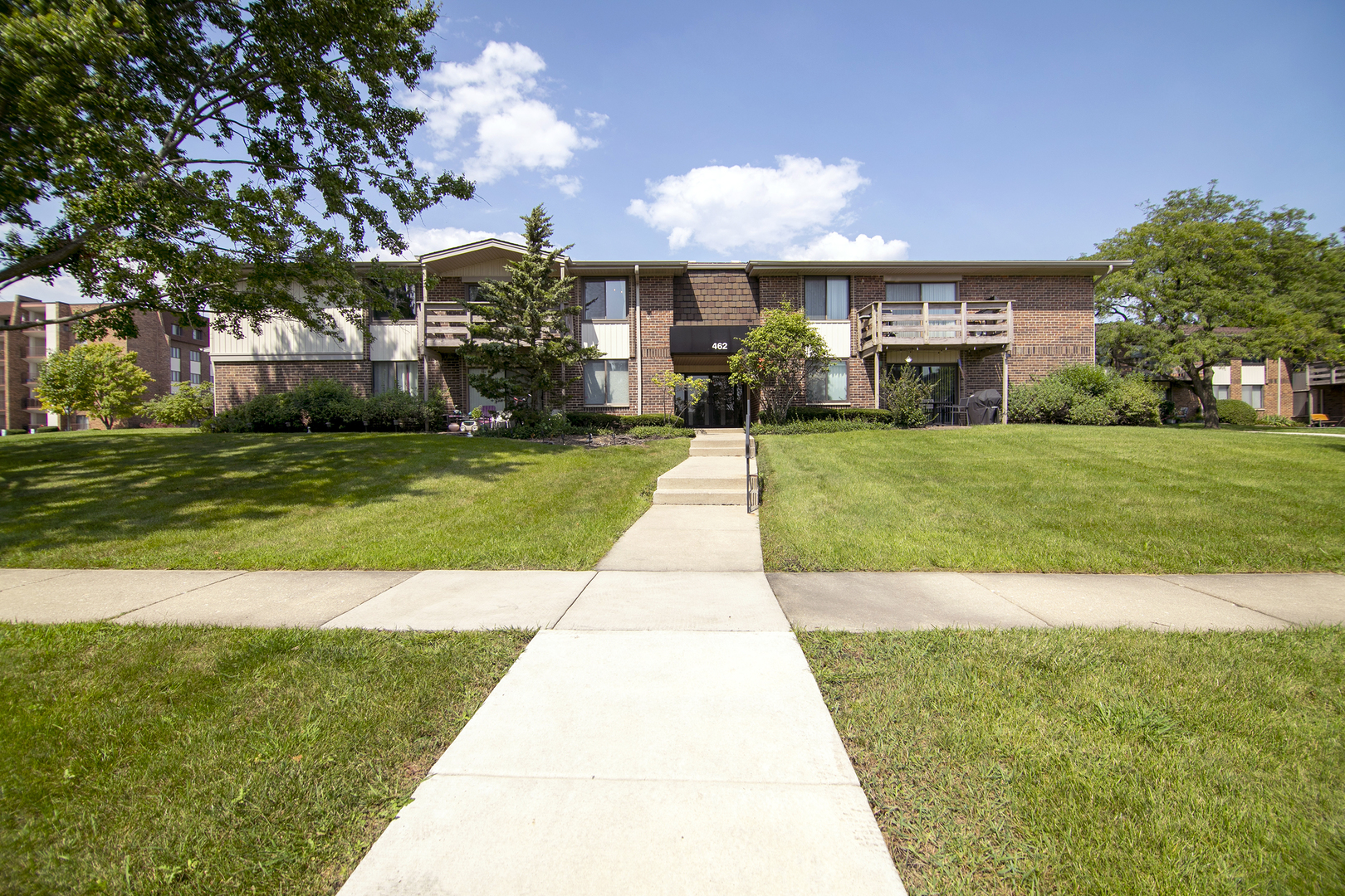 462 Raintree Drive 2a Property Photo 1