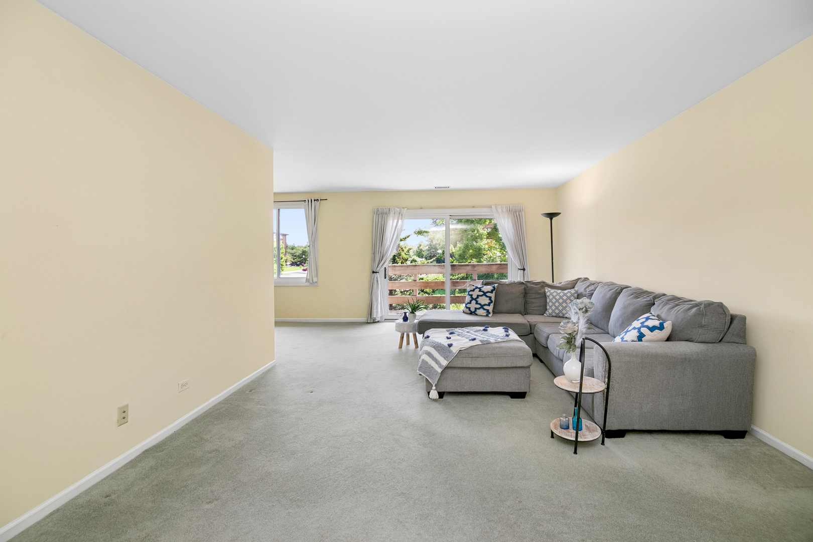 462 Raintree Drive 2a Property Photo 5
