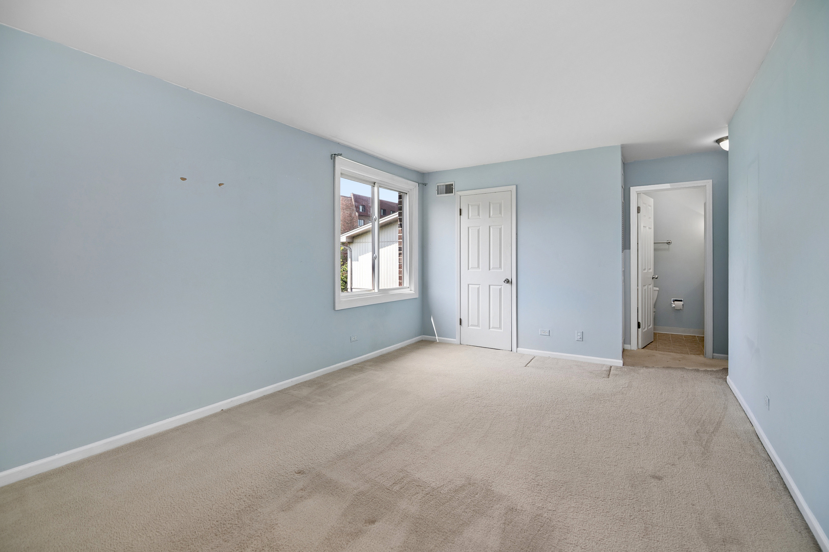462 Raintree Drive 2a Property Photo 16