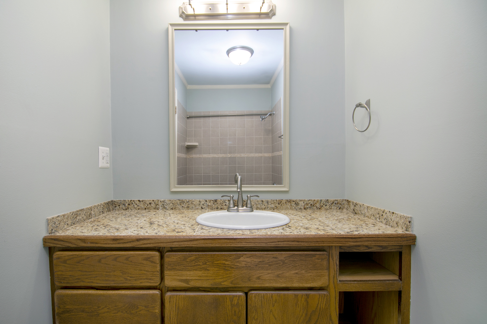 462 Raintree Drive 2a Property Photo 19