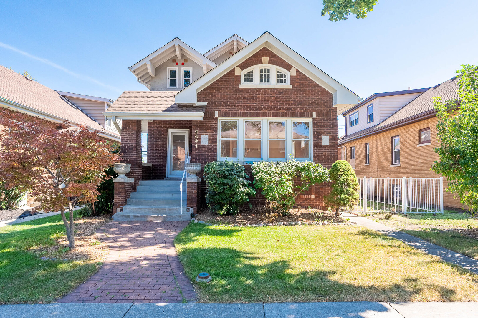 9841 S Hoyne Avenue Property Photo 1