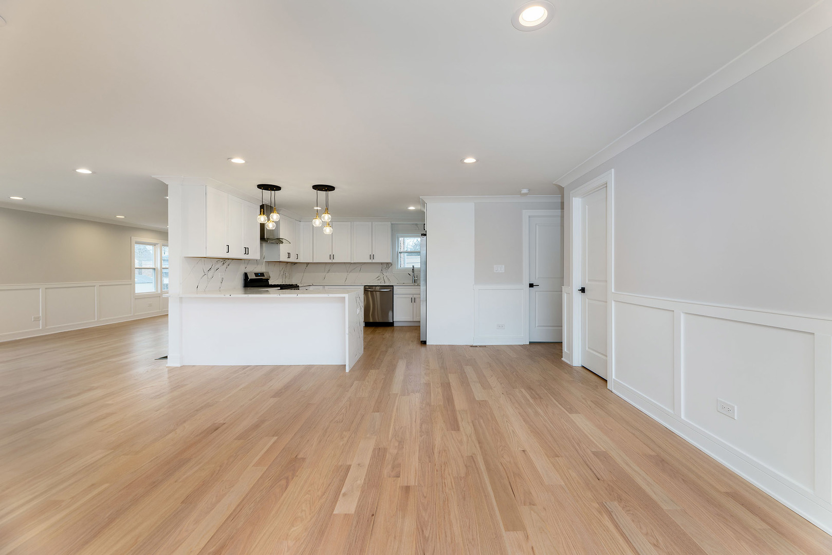 8110 Lockwood Avenue Property Photo 8