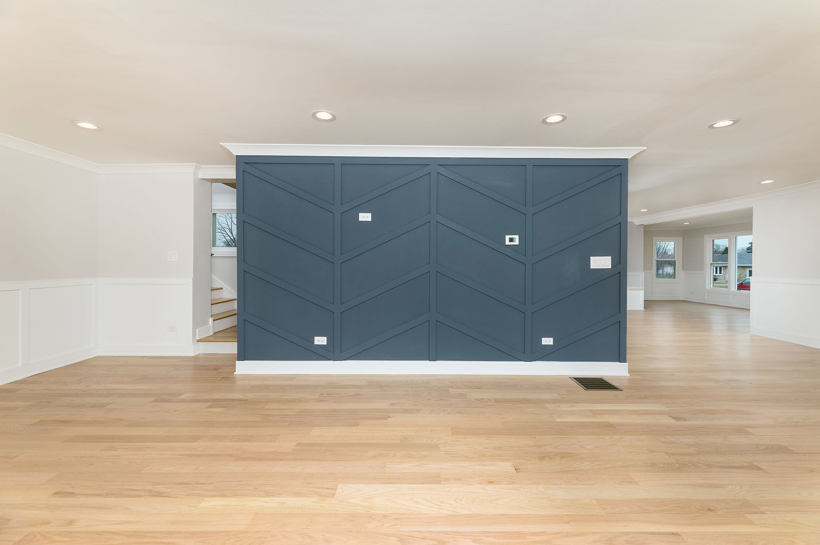 8110 Lockwood Avenue Property Photo 22